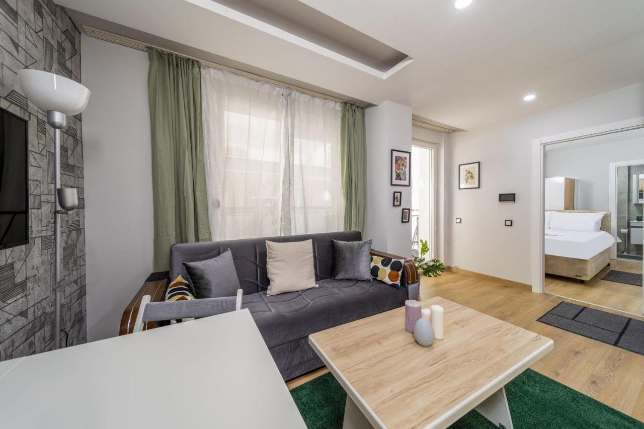 Modern And Cozy Apartment With Central Location And Balcony In Muratpasa, Antália Exterior foto